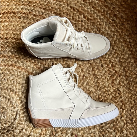 SOREL Out N’ About wedge boots - Picture 3 of 11